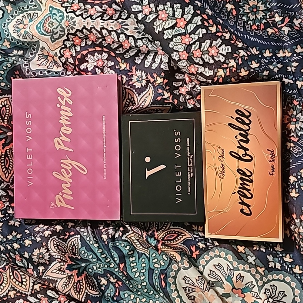 3 brand new eyeshadow palettes